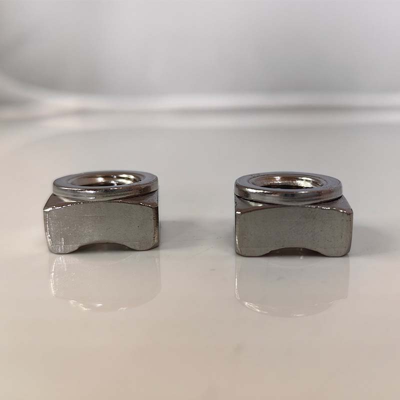 مهره های مربعی جوش کلاس 5 با نوع 1C